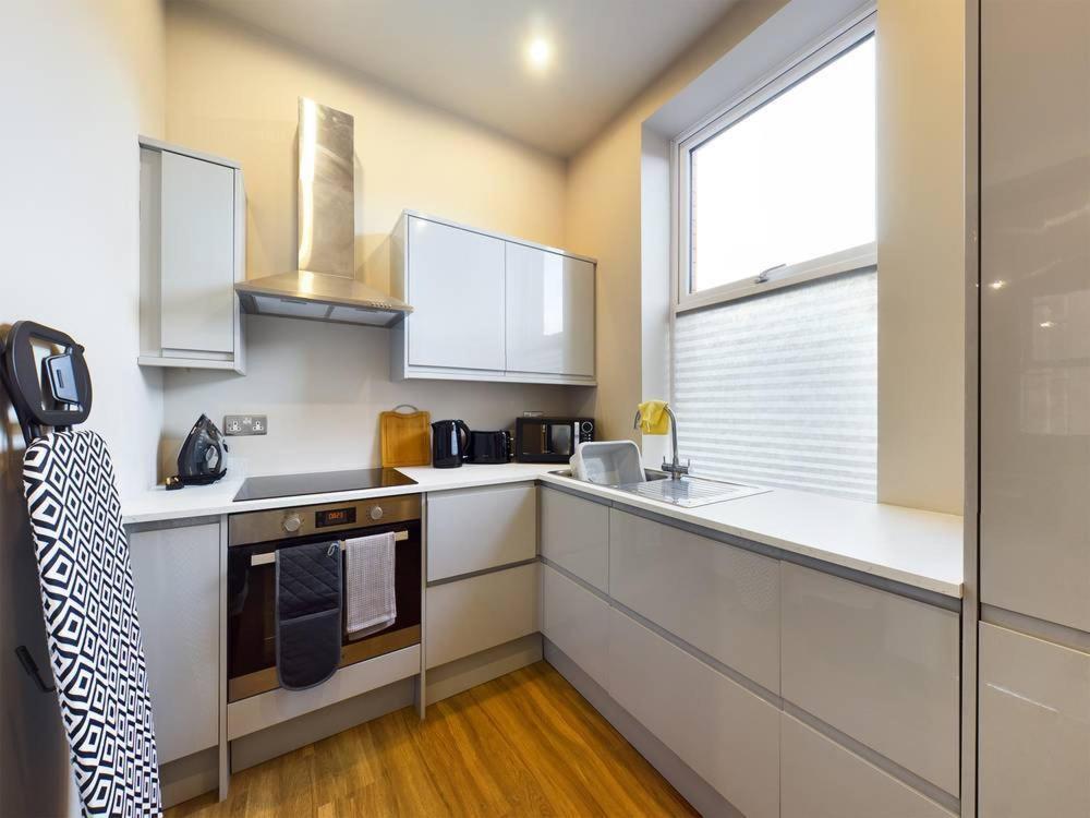 Gibson Manor Apartments Wallasey Εξωτερικό φωτογραφία