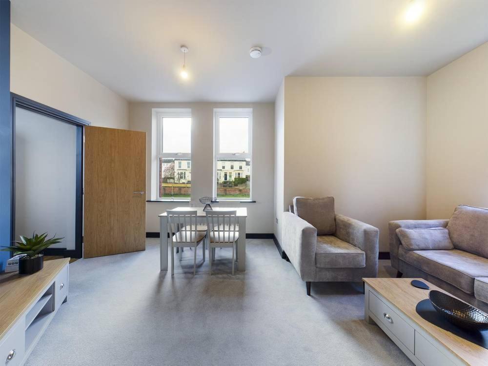 Gibson Manor Apartments Wallasey Εξωτερικό φωτογραφία