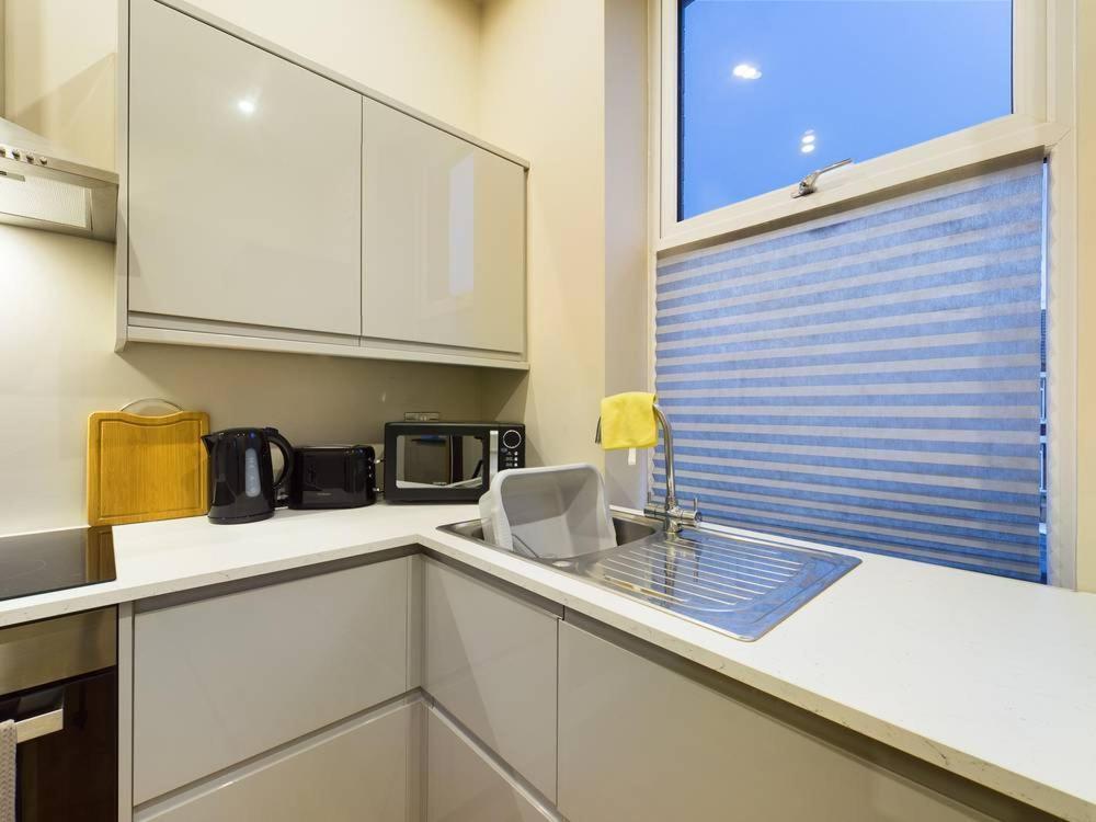 Gibson Manor Apartments Wallasey Εξωτερικό φωτογραφία